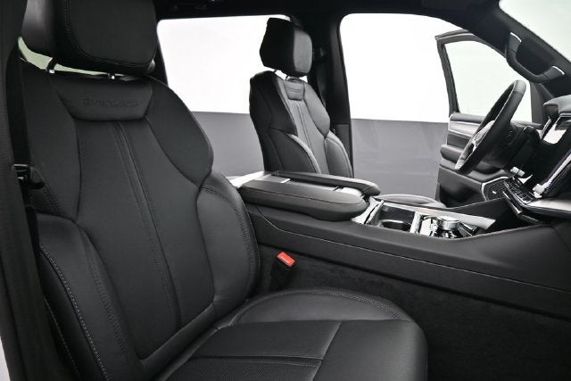 2027 Jeep Grand Wagoneer L Base