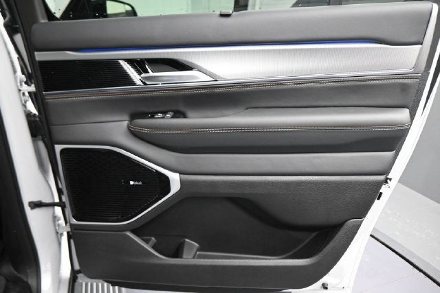 2027 Jeep Grand Wagoneer L Base