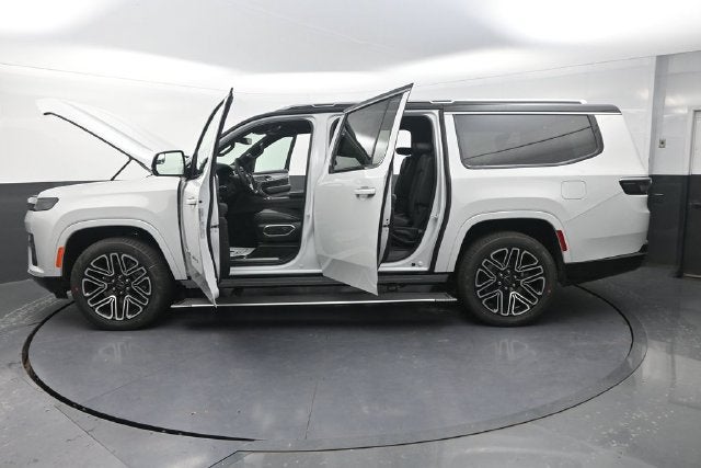 2027 Jeep Grand Wagoneer L Base