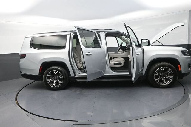 2023 Jeep Wagoneer L Series III