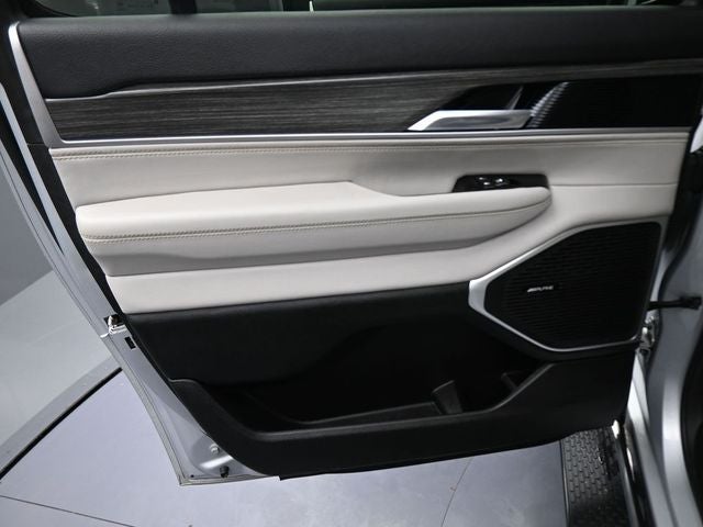 2023 Jeep Wagoneer L Series III