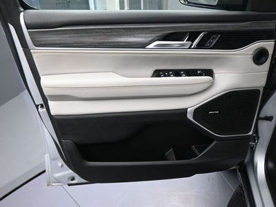 2023 Jeep Wagoneer L Series III