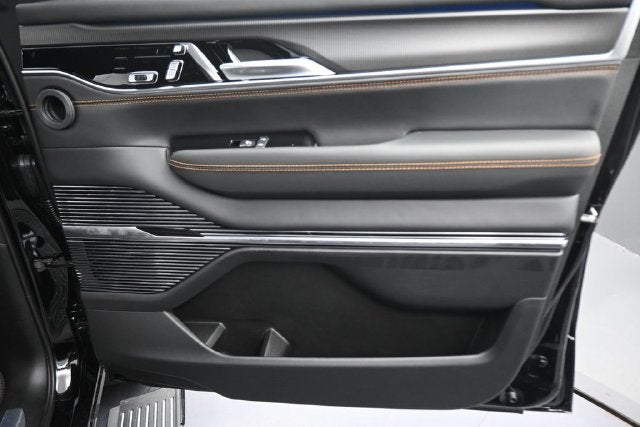 2026 Jeep Grand Wagoneer L Summit Reserve