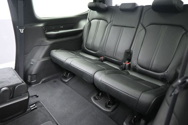 2026 Jeep Grand Wagoneer Base