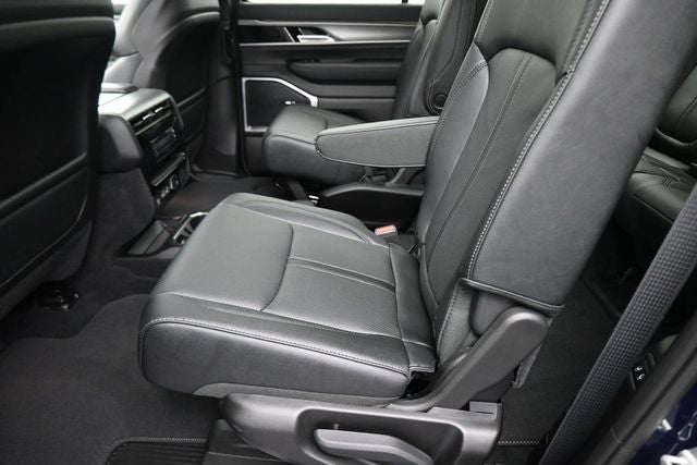 2026 Jeep Grand Wagoneer Base