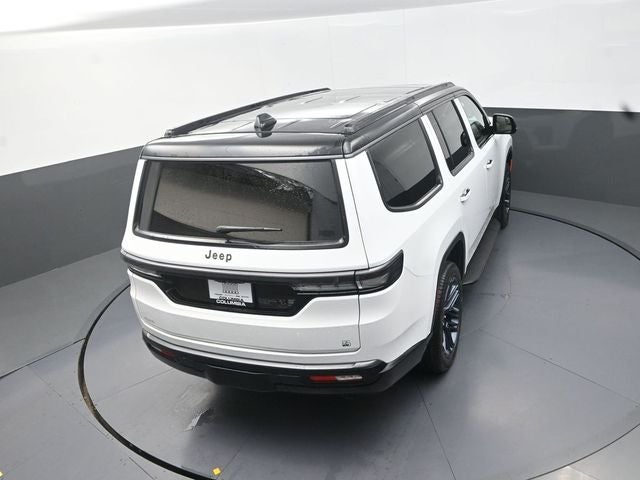 2026 Jeep Grand Wagoneer Base