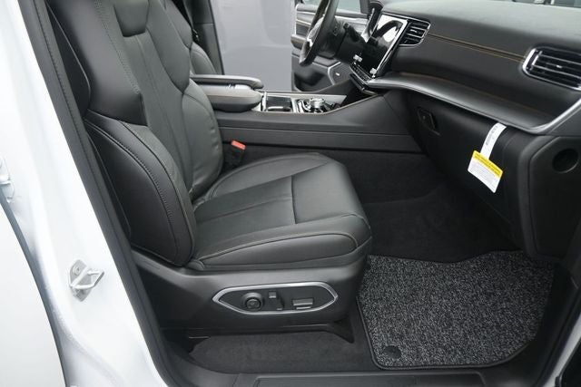 2026 Jeep Grand Wagoneer Base
