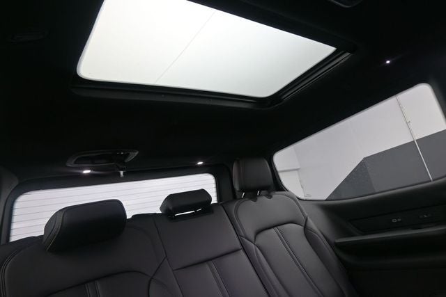 2026 Jeep Grand Wagoneer Base