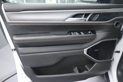 2026 Jeep Grand Wagoneer Base
