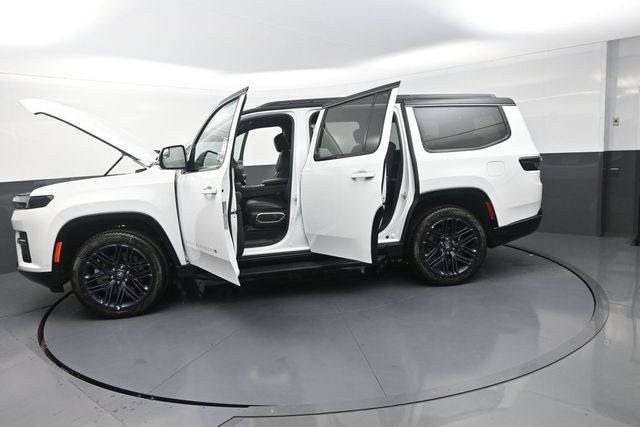 2026 Jeep Grand Wagoneer Base