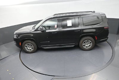 2023 Jeep Wagoneer Base