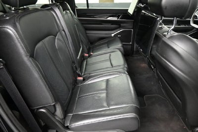 2023 Jeep Wagoneer Base