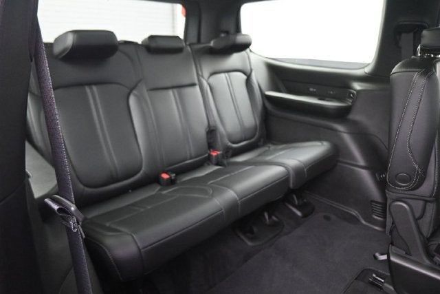 2026 Jeep Grand Wagoneer Base