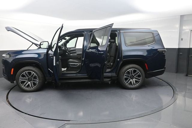 2026 Jeep Grand Wagoneer Base