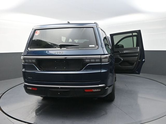 2026 Jeep Grand Wagoneer Base