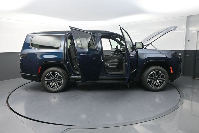 2026 Jeep Grand Wagoneer Base