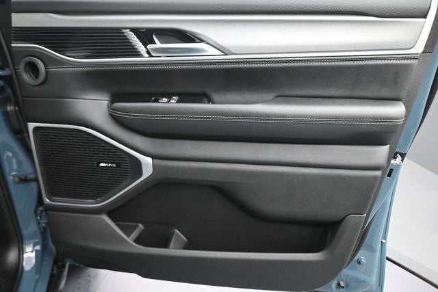 2026 Jeep Grand Wagoneer Base