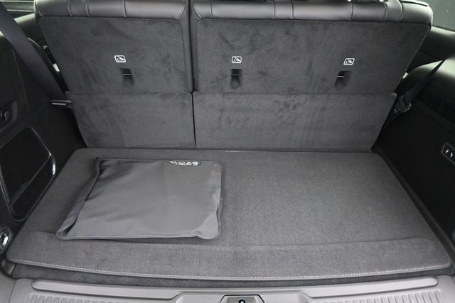 2026 Jeep Grand Wagoneer Base