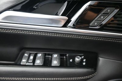 2026 Jeep Grand Wagoneer Base