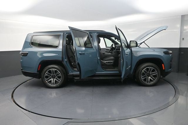2026 Jeep Grand Wagoneer Base