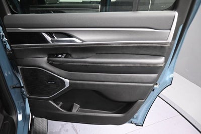 2026 Jeep Grand Wagoneer Upland