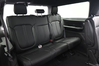 2027 Jeep Grand Wagoneer Base