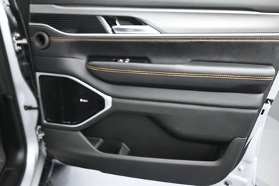 2026 Jeep Grand Wagoneer Base