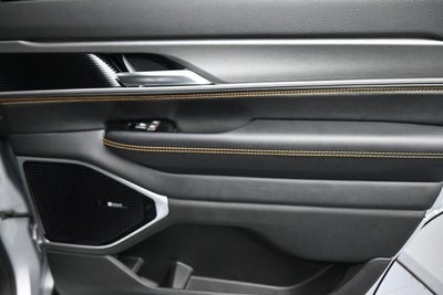 2026 Jeep Grand Wagoneer Base