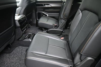 2026 Jeep Grand Wagoneer Base