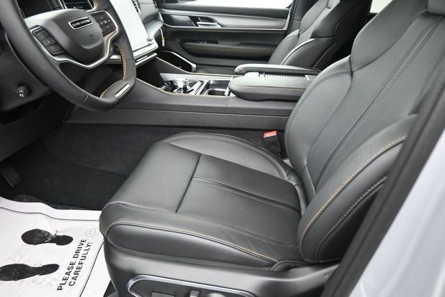 2026 Jeep Grand Wagoneer Base