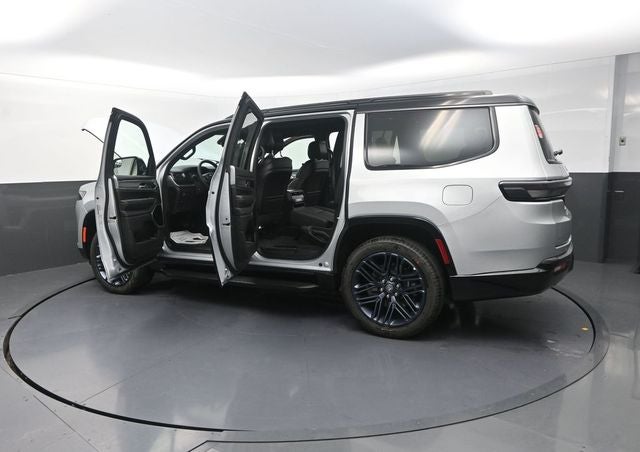 2026 Jeep Grand Wagoneer Base