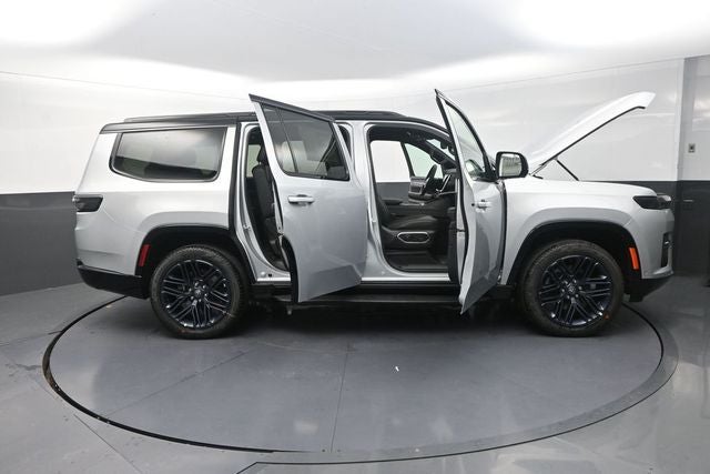 2026 Jeep Grand Wagoneer Base