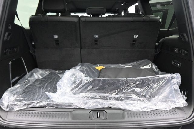 2026 Jeep Grand Wagoneer Upland