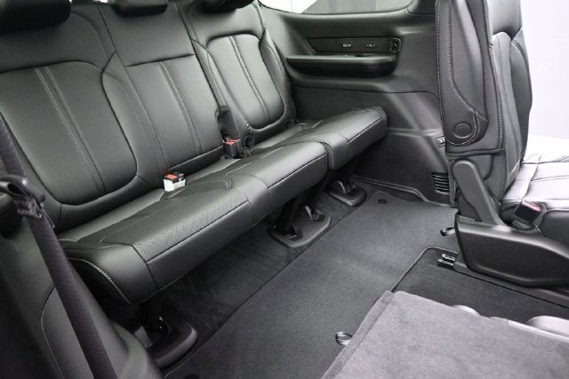 2026 Jeep Grand Wagoneer Base