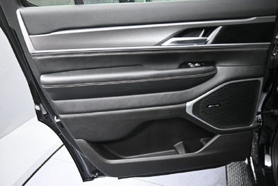 2026 Jeep Grand Wagoneer Base