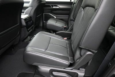 2026 Jeep Grand Wagoneer Base