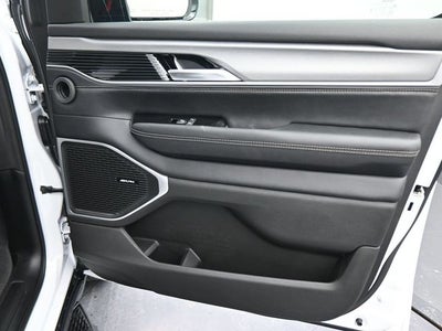 2026 Jeep Grand Wagoneer Base