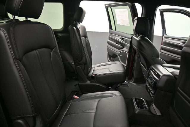 2026 Jeep Grand Wagoneer Base