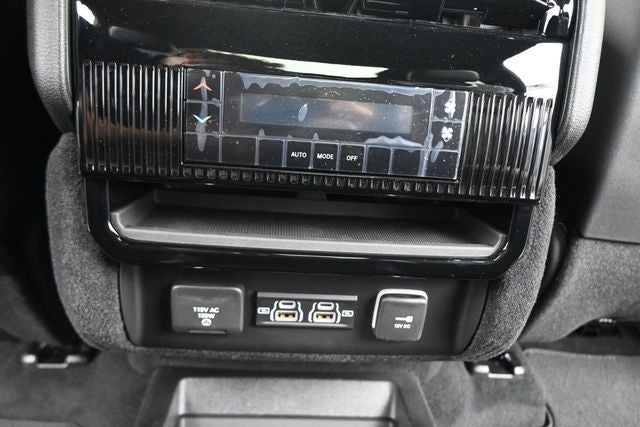 2026 Jeep Grand Wagoneer Base