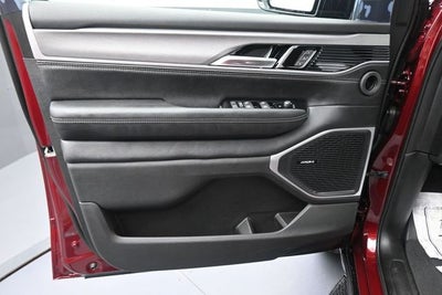 2026 Jeep Grand Wagoneer Base