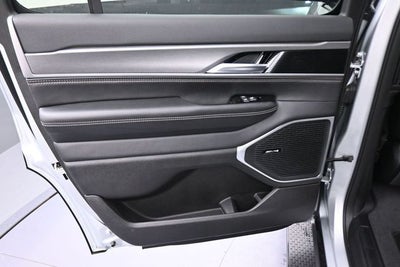 2026 Jeep Grand Wagoneer Upland