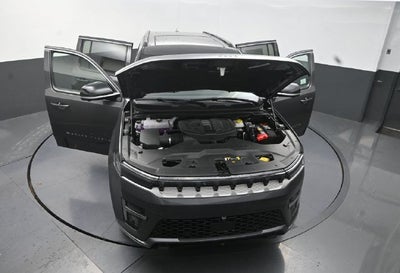 2027 Jeep Grand Wagoneer Base