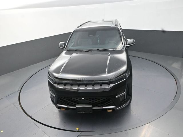 2026 Jeep Grand Wagoneer Base
