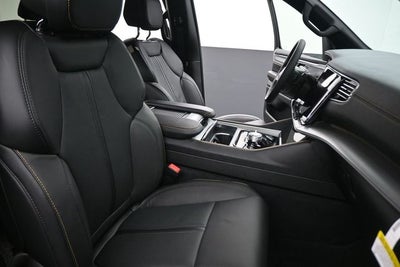 2026 Jeep Grand Wagoneer Base