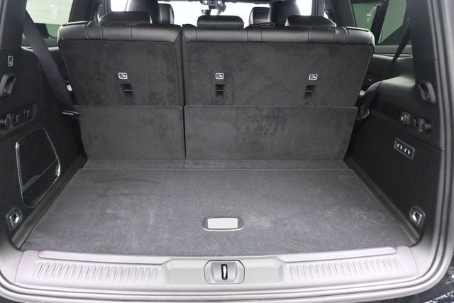2026 Jeep Grand Wagoneer Base