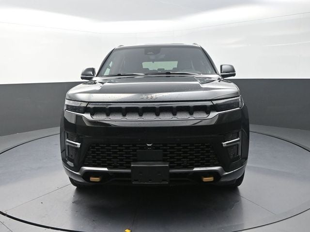 2026 Jeep Grand Wagoneer Base