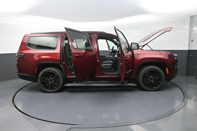 2026 Jeep Grand Wagoneer Limited Reserve