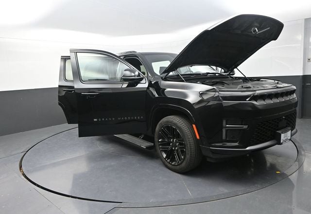 2026 Jeep Grand Wagoneer Limited Reserve