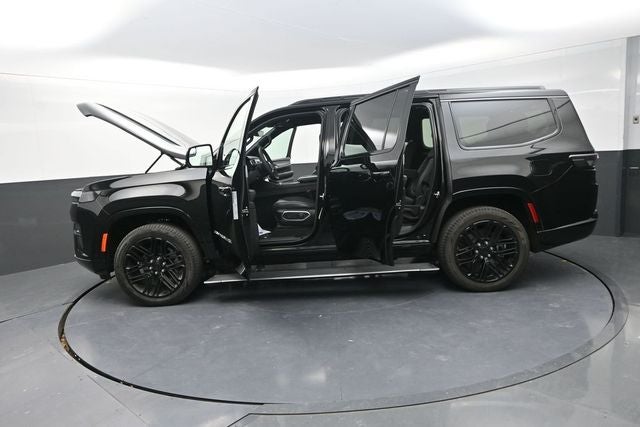 2026 Jeep Grand Wagoneer Limited Reserve