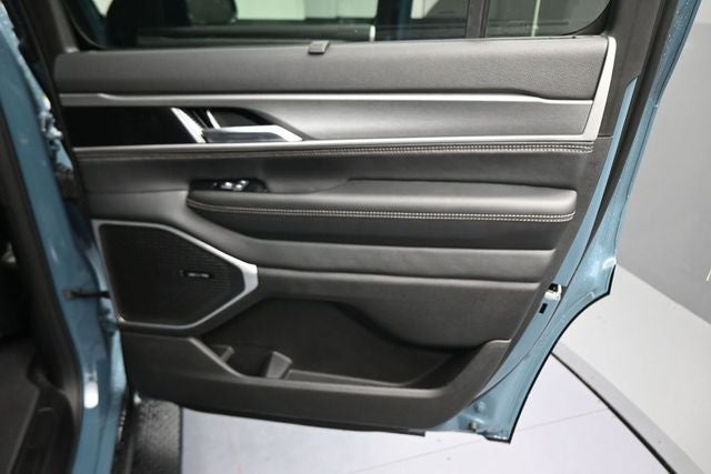 2026 Jeep Grand Wagoneer Limited Altitude
